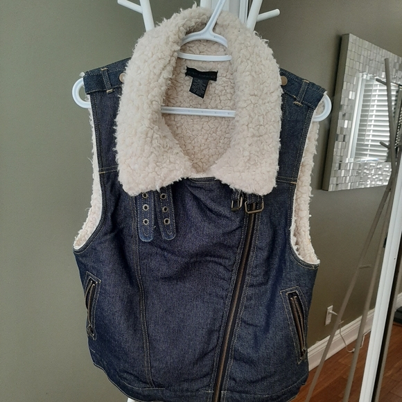 Steven Maden Jean faux Sheep skin vest - Picture 2 of 3
